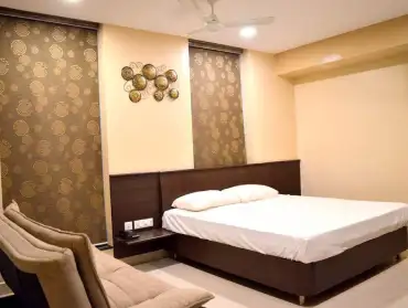 wedding halls in besant nagar